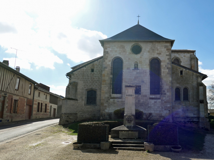 Derrière l'église - Hans