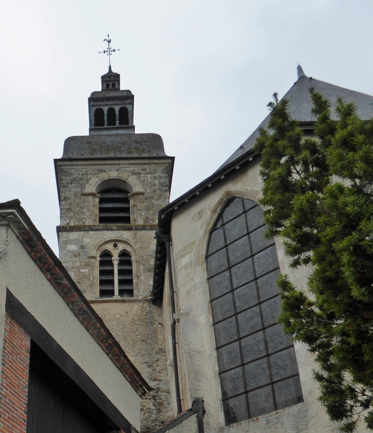 Le clocher de l'abbatiale - Hautvillers