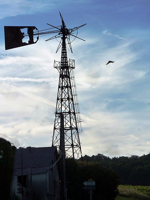 éolienne ancienne - La Celle-sous-Chantemerle