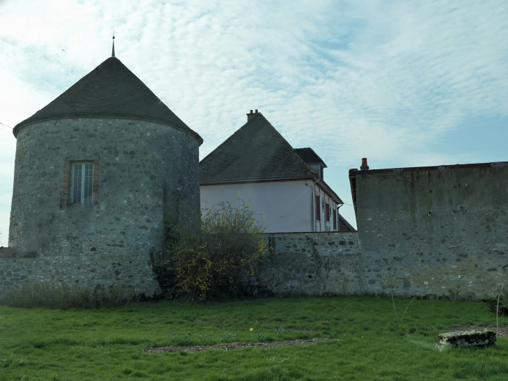 Dans le village - La Villeneuve-lès-Charleville