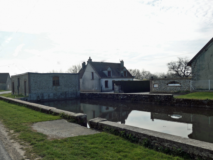 Le lavoir - La Villeneuve-lès-Charleville