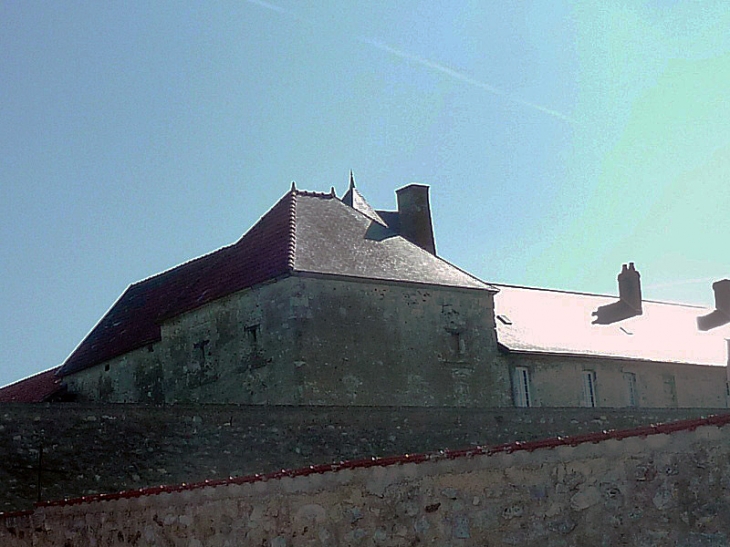 Vue sur le château - Lagery