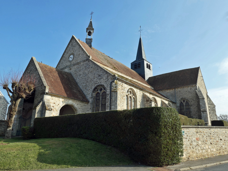 L'église de Le Gault La forêt - Le Gault-Soigny