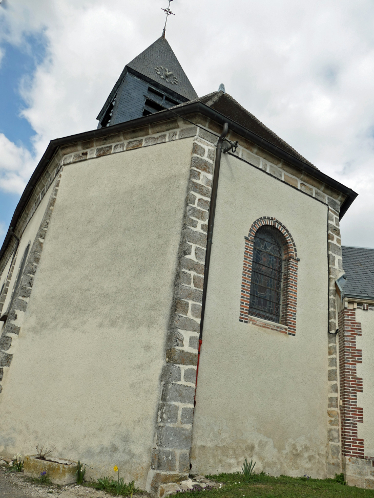 Derrière l'église - Linthelles