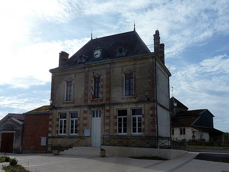 La mairie - Moncetz-l'Abbaye