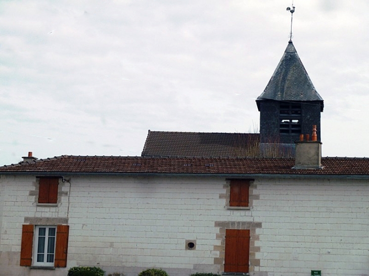 L'église - Moncetz-Longevas