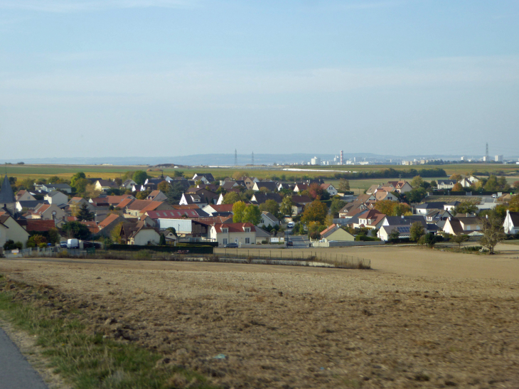 Vue sur le village - Montbré