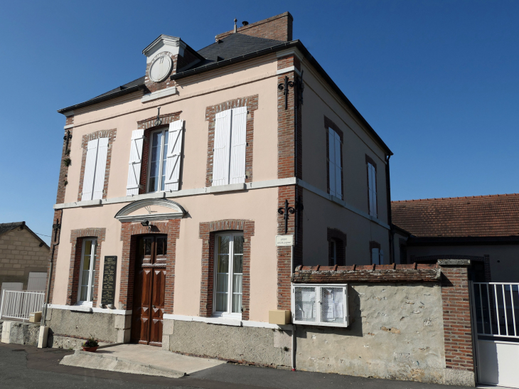 La mairie - Neuvy