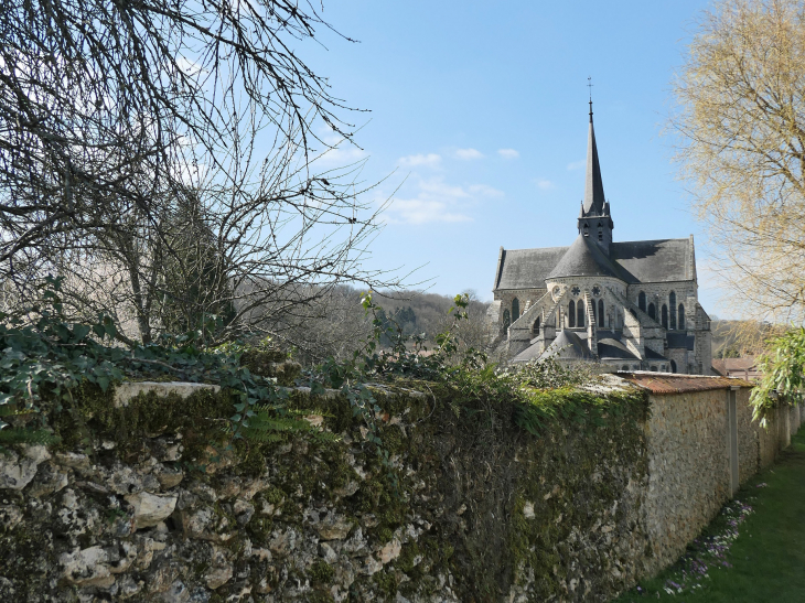 Le chevet de l'abbatiale - Orbais-l'Abbaye