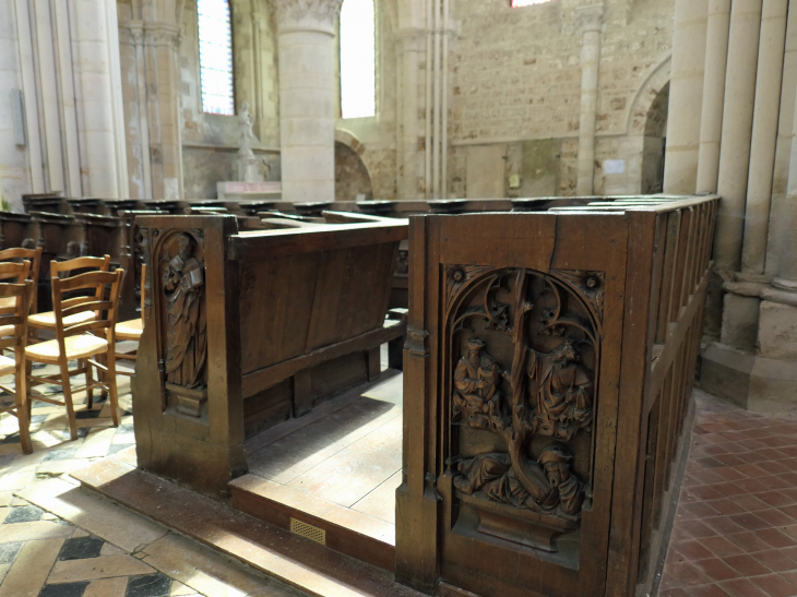 Dans l'église - Orbais-l'Abbaye