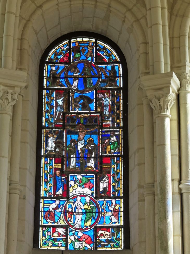 Dans l'église - Orbais-l'Abbaye