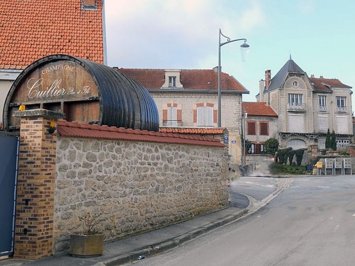 Village du vignoble - Pouillon