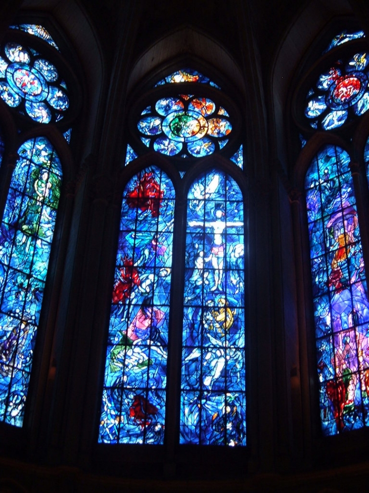 Cathédrale, les vitraux de Chagall - Reims