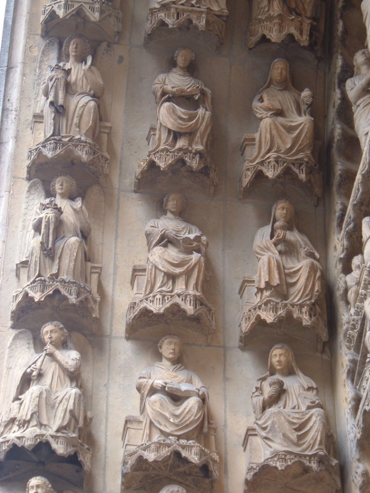 Cathédrale, portail latéral - Reims