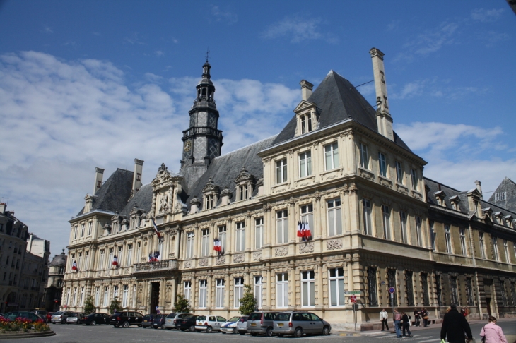 LA MAIRIE DE REIMS