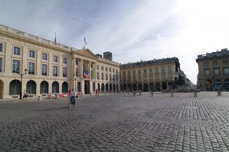 Place Royale  - Reims