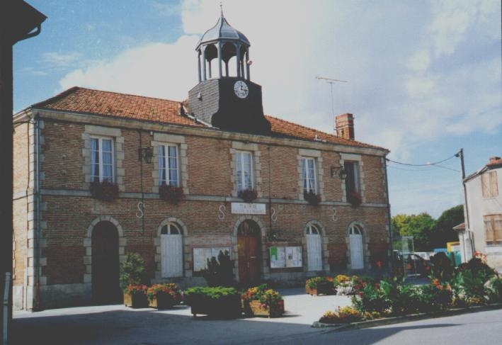 Mairie de ST AMAND SUR FION - Saint-Amand-sur-Fion