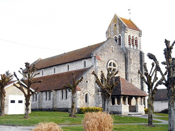 L'église - Saint-Hilaire-le-Grand