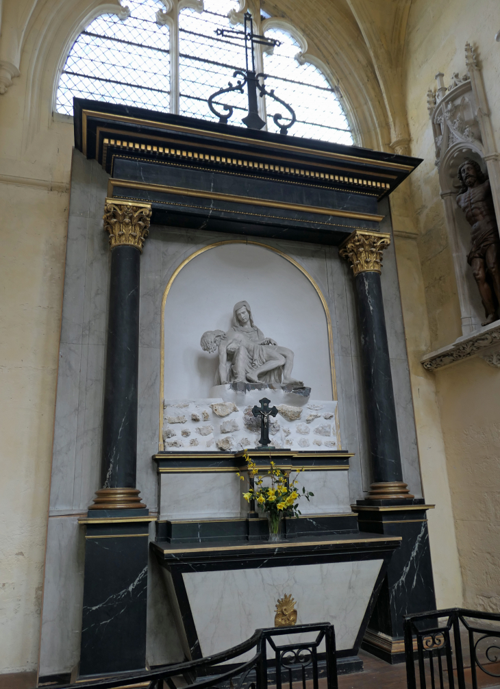 Dans l'église Saint  Denis - Sézanne