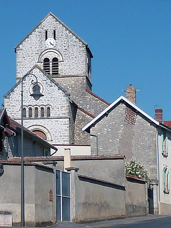 Vue sur l'église - Treslon