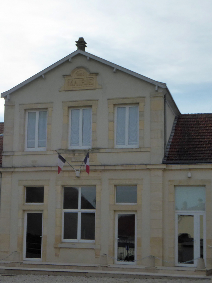 La mairie - Trois-Puits