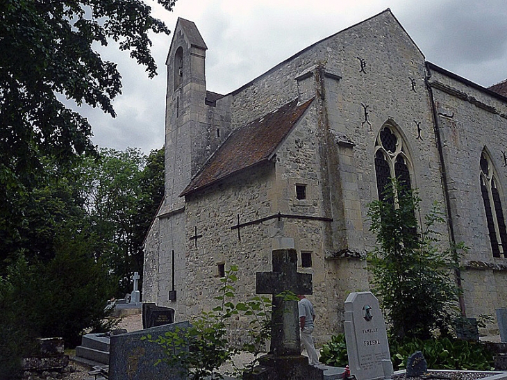 La chapelle Saint Lié au dessus du village - Ville-Dommange