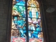 le vitrail : Notre Dame des Tranchés veillant sur les poilus