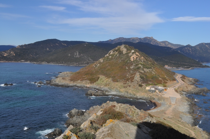 Le chemin d'accès à la Parata - Ajaccio