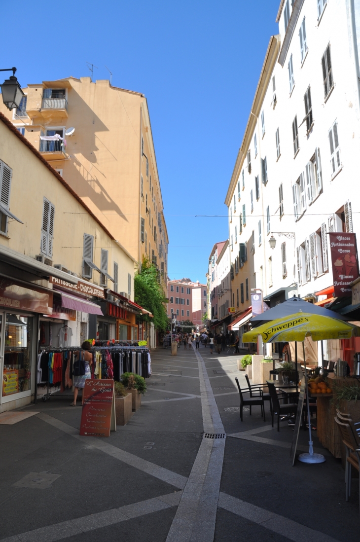 Rue Fesch - Ajaccio