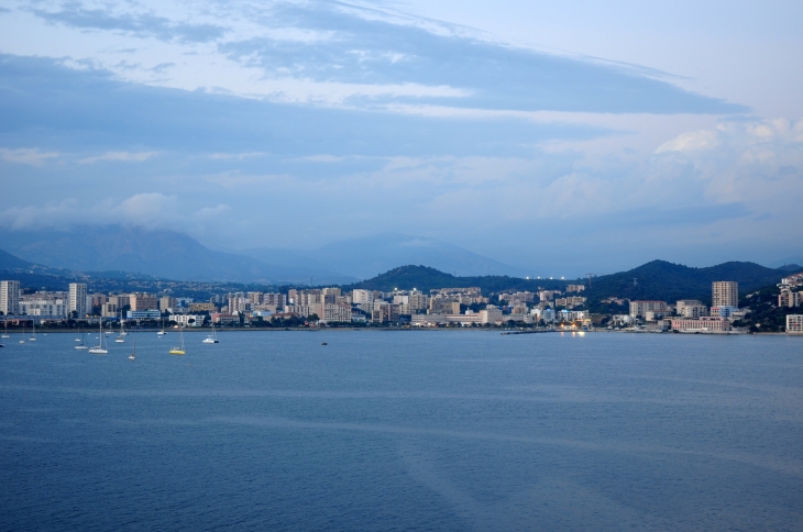 Baie d'Ajaccio By night