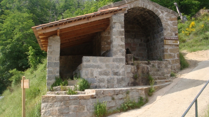 FONTAINE - Bastelica