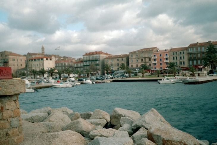 PORT DE PROPRIANO