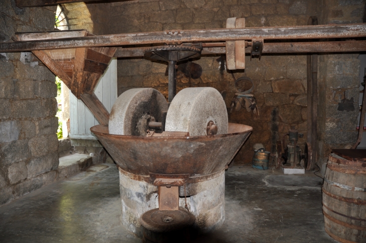 Moulin à huile - Sartène