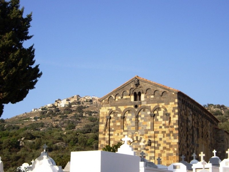 L'église et le village perché - Aregno