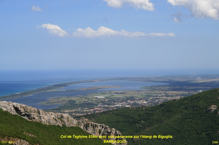 Col de Teghime 536m avec son panorama sur l'étang de Biguglia. - Barbaggio