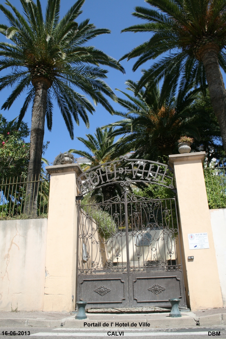 Portail de l' Hotel de Ville - Calvi