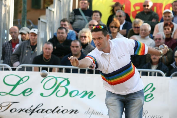 BRUNO LE BOURSICAUD UN CHAMPION DU MONDE DE PETANQUE RESIDENT A L ILE ROUSSE - L'Île-Rousse