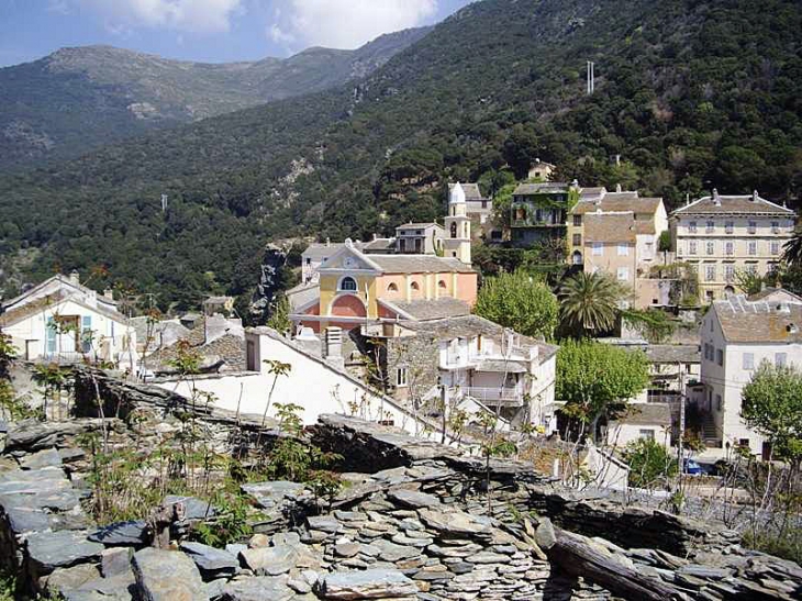 Le village vu de le tour - Nonza