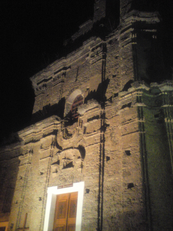 Façade église SAN QUILICUS Iilluminée - Prunelli-di-Casacconi