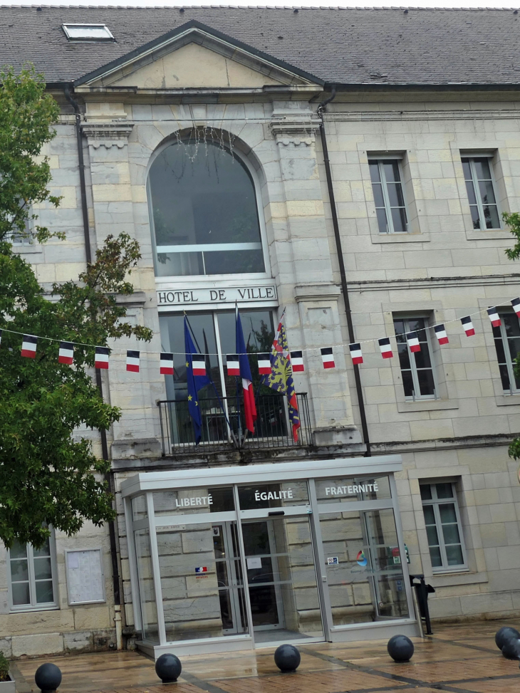 La mairie - Baume-les-Dames