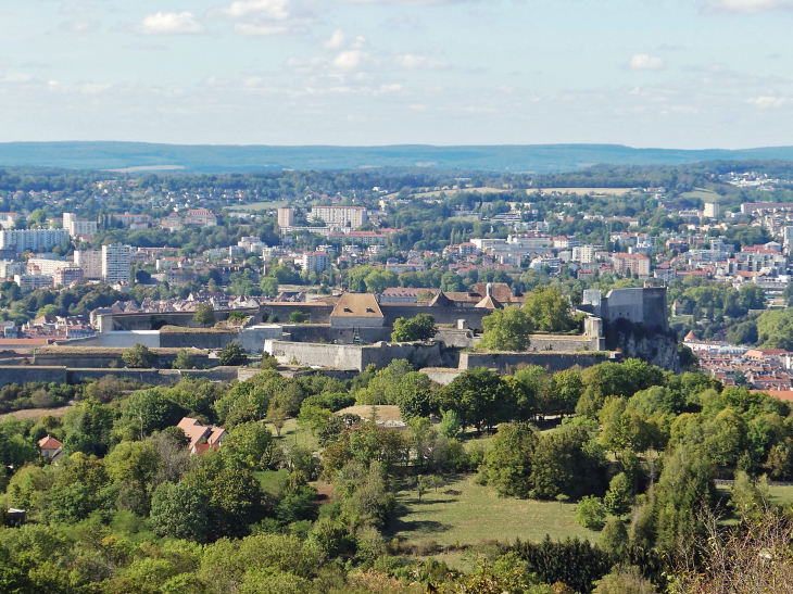 La ville vue de Notre Dame de la Libération - Besançon