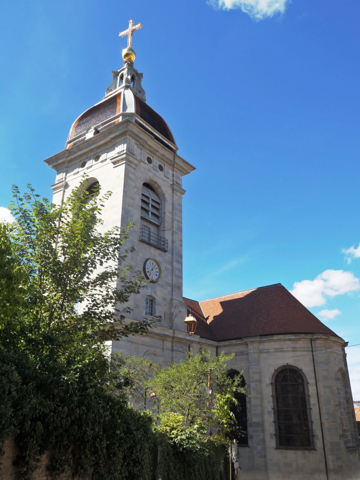 Cathédrale Saint Jean : le clocher vu de la Citadelle - Besançon