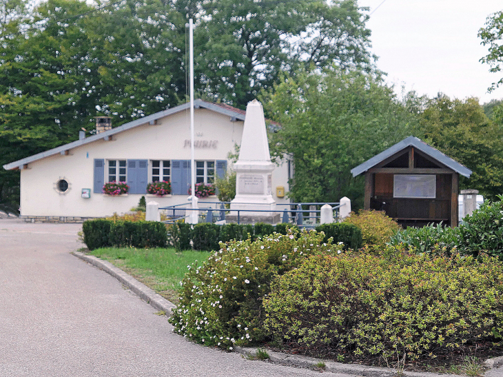 LA MAIRIE - Bonnevaux-le-Prieuré