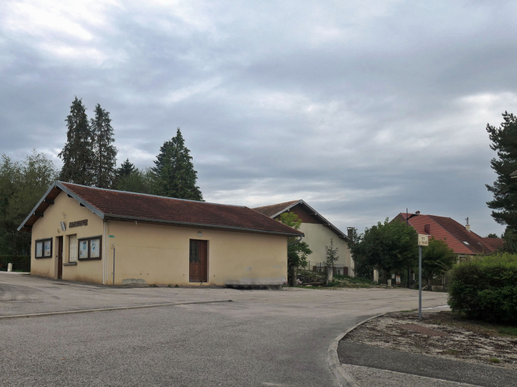 La mairie - Charbonnières-les-Sapins