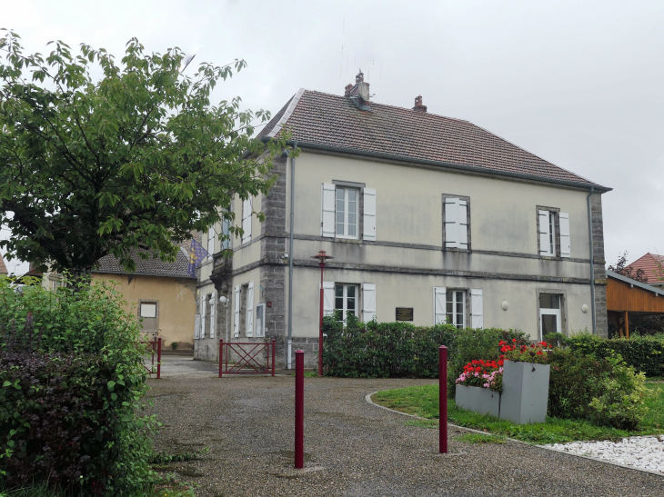 La mairie - Cubrial