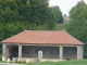 le lavoir et la chapelle Saint Maximin