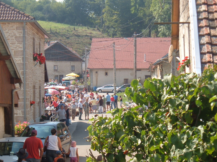 Jour de brocante - Froidevaux