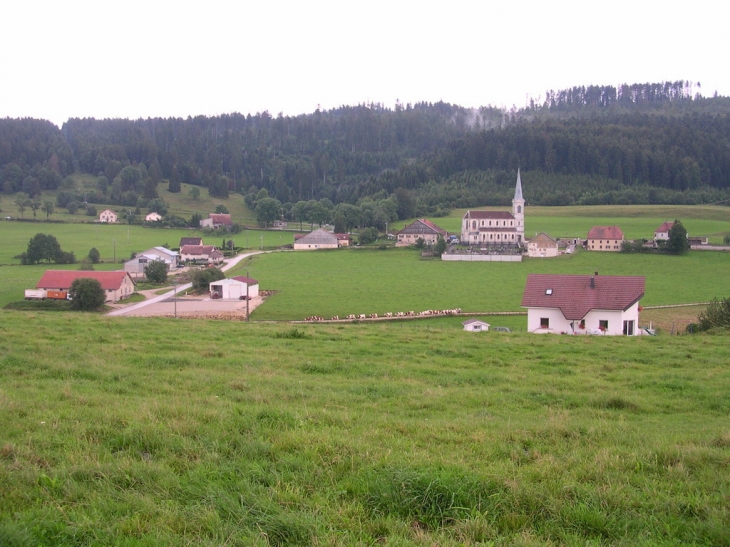 Haut du village - Fuans