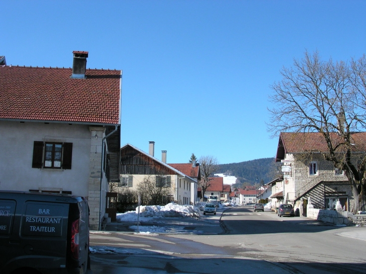 Centre du village - Guyans-Vennes