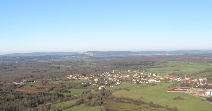 Vue aérienne - Montrond-le-Château